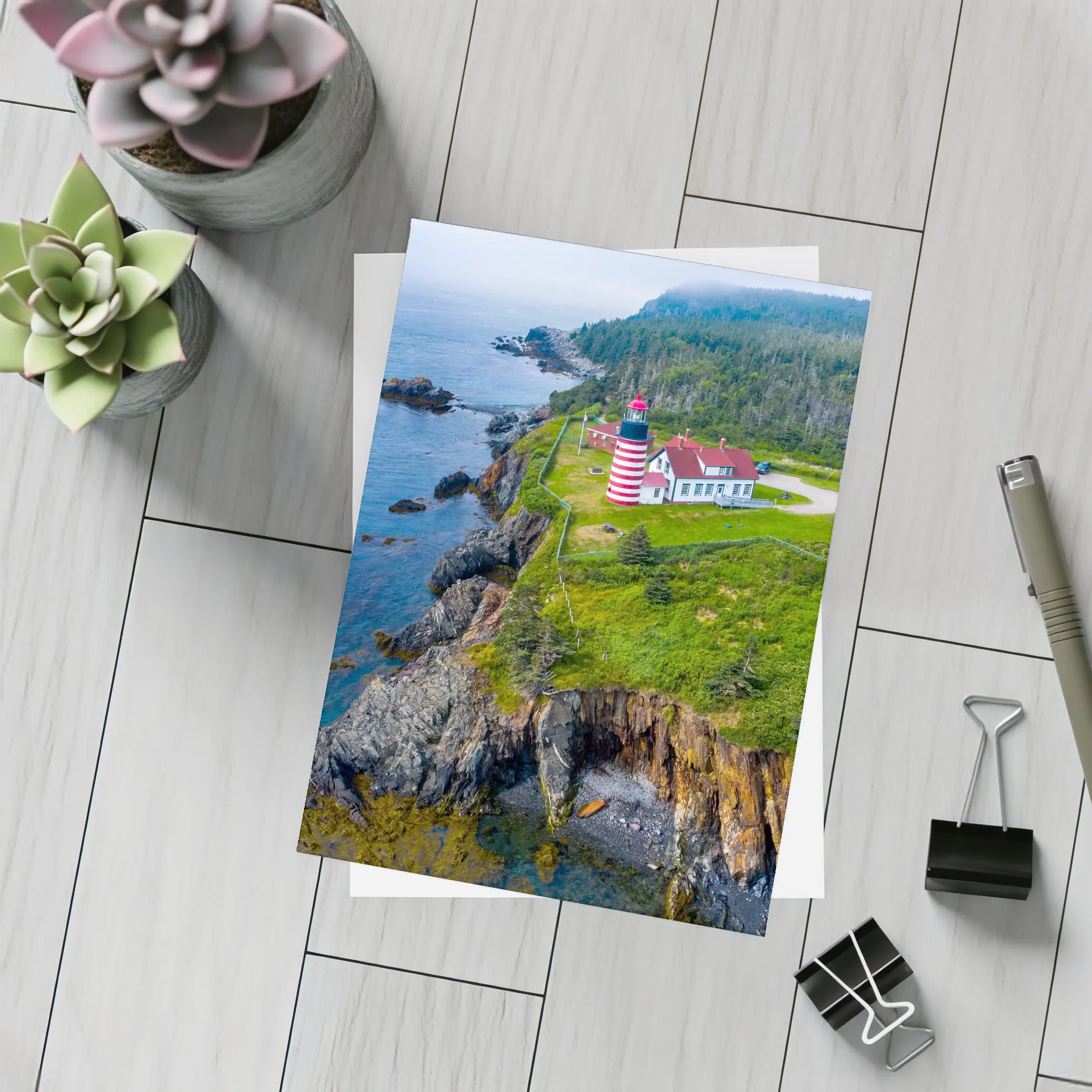West Quoddy Head Lighthouse Rocky Maine Coast – Postcards