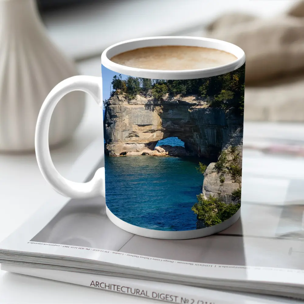 Pictured Rocks Arch Cliffs Lake Superior – Mugs