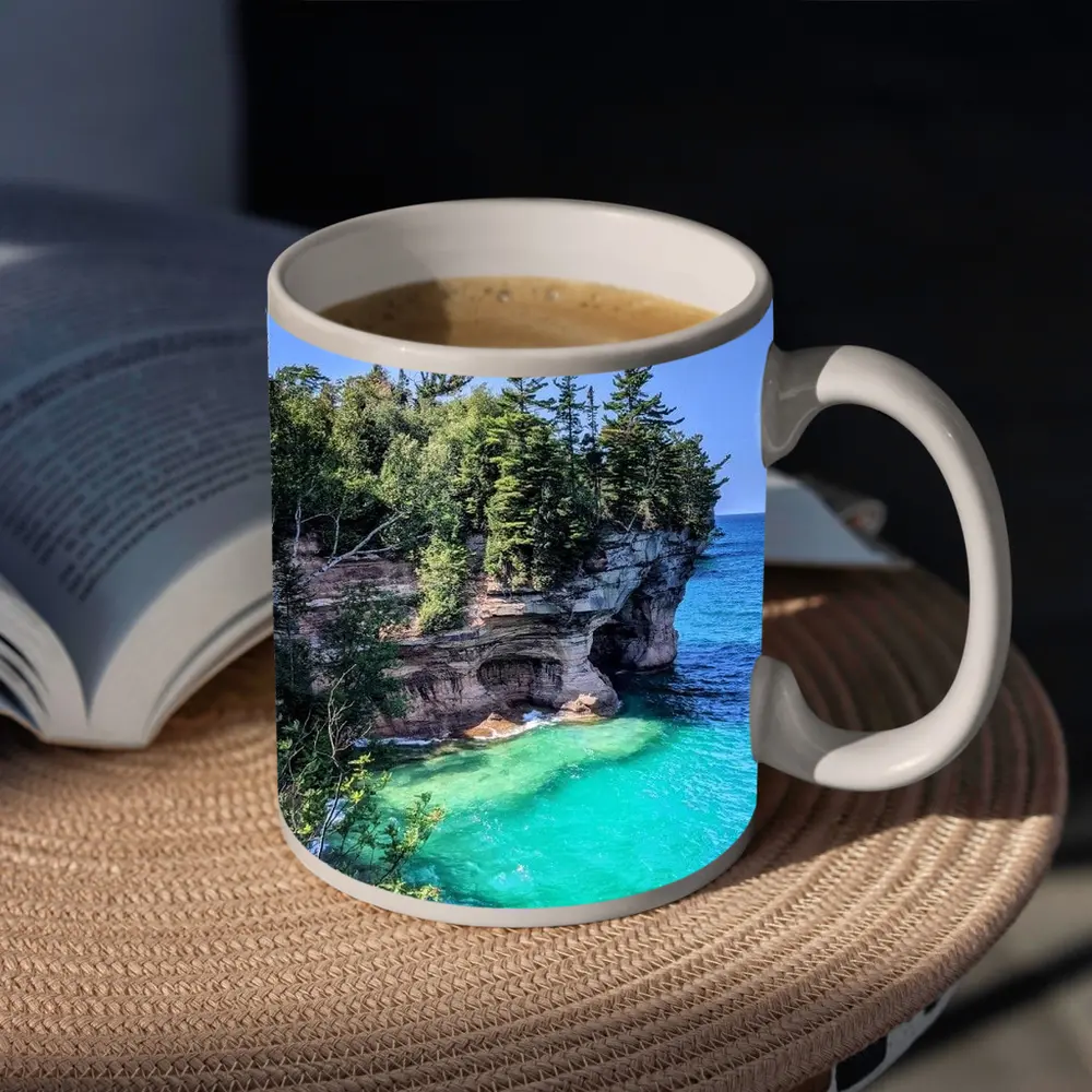 Turquoise Lake Superior Pictured Rocks Cliffs – Mugs