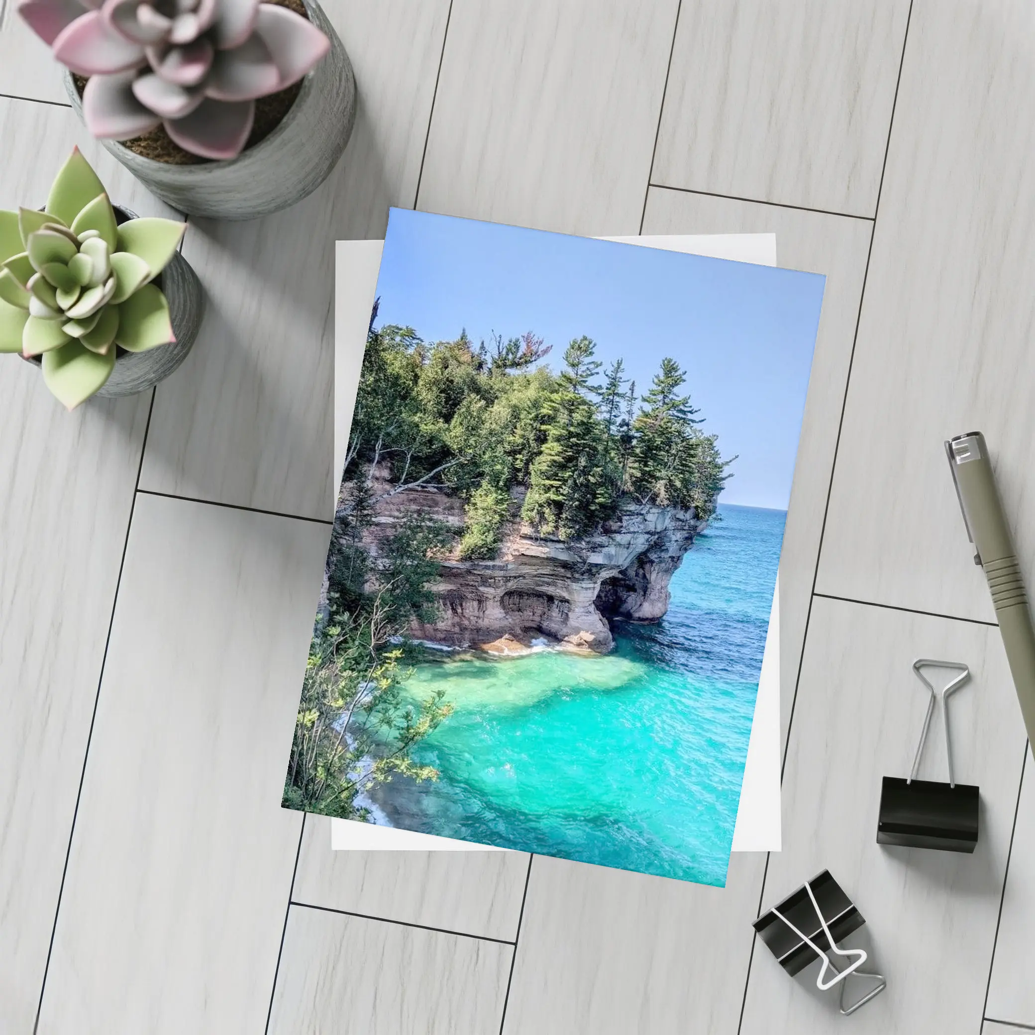 Turquoise Lake Superior Pictured Rocks Cliffs – Postcards