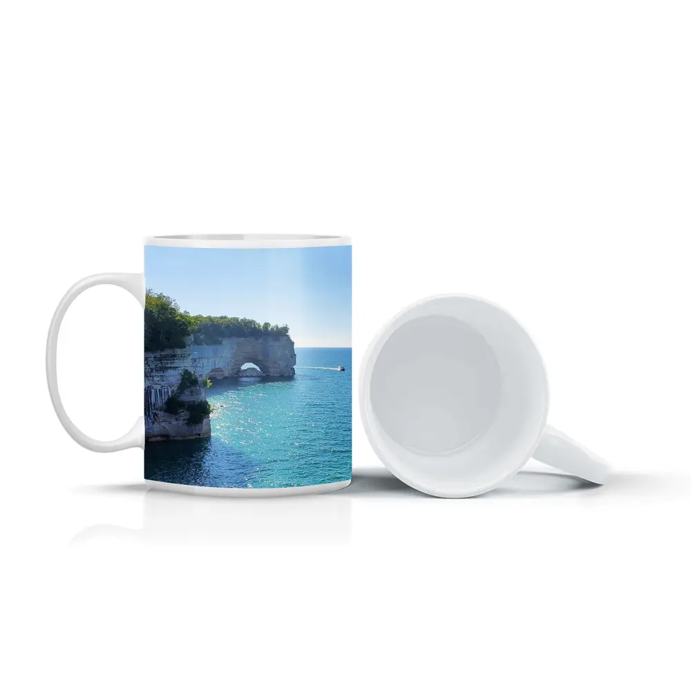 Pictured Rocks Arch Cliffs Lake Superior – Mugs