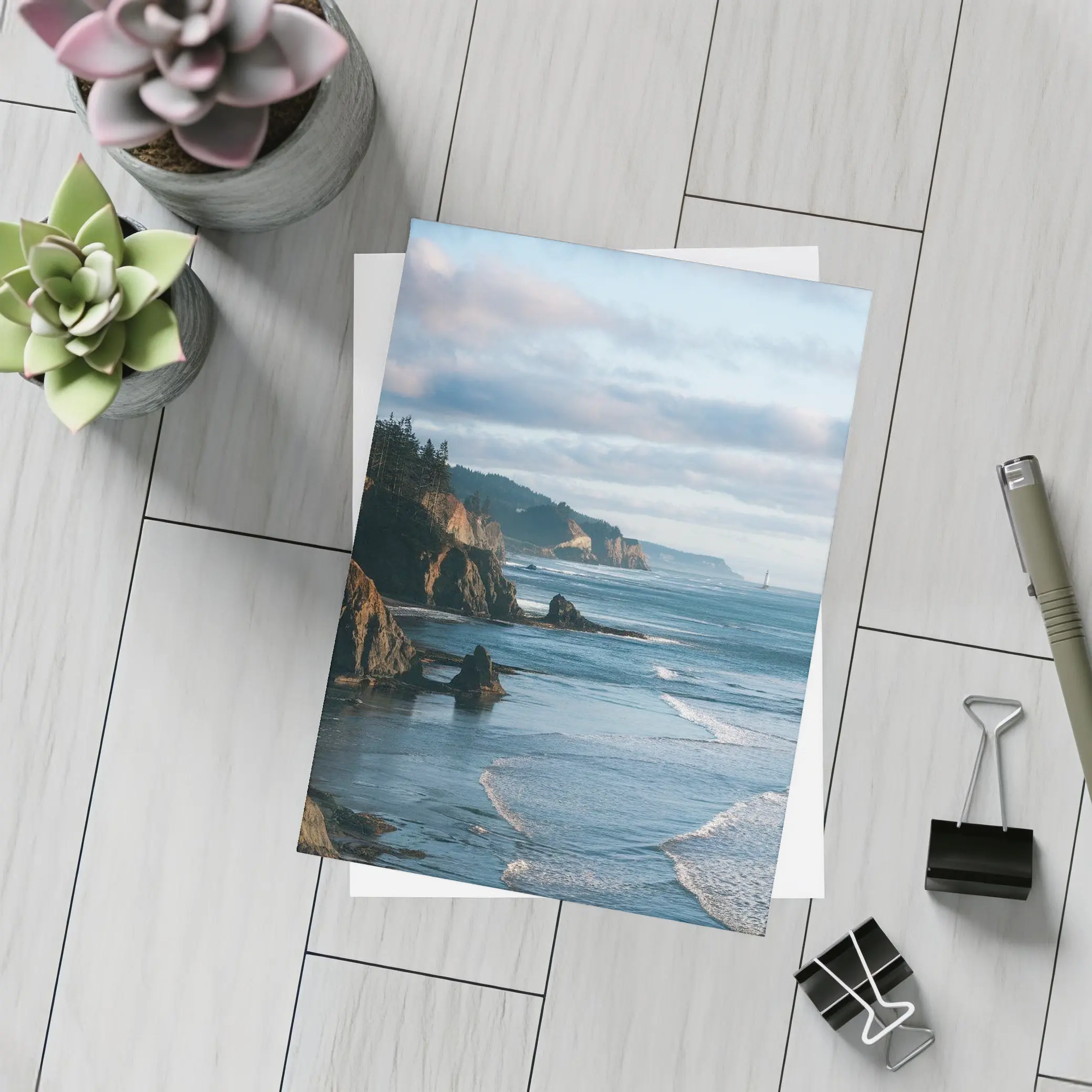 Rocky Pacific Coastline Cliffs Ocean View – Postcards