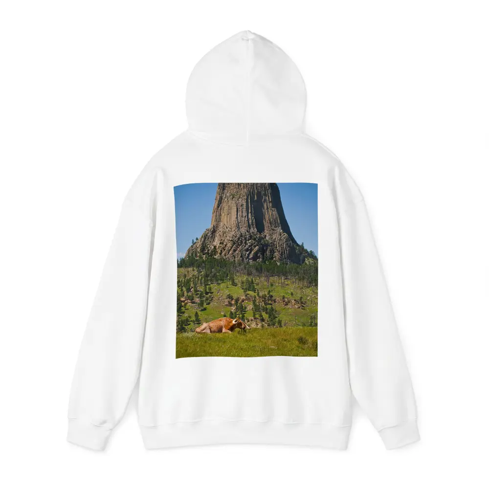 Longhorn Bull Resting at Devils Tower Wyoming – Hoodies