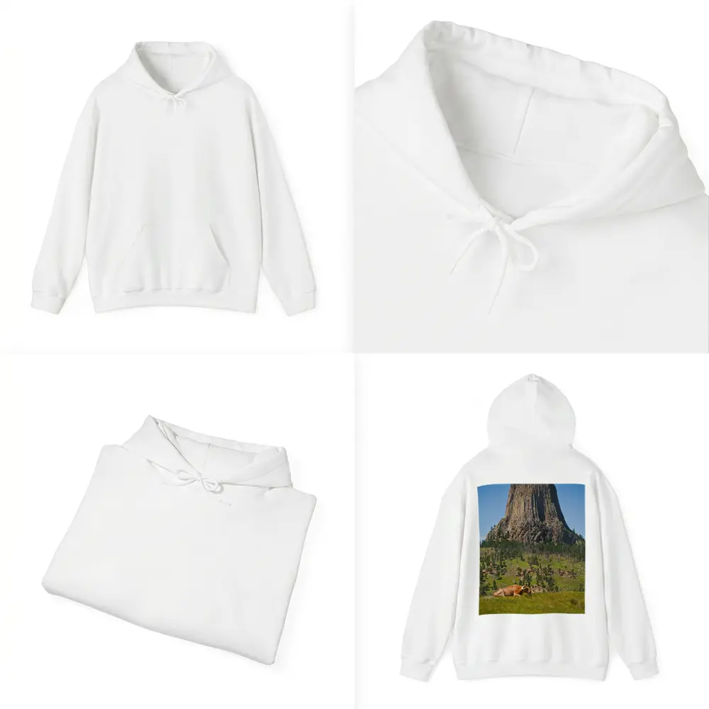 Longhorn Bull Resting at Devils Tower Wyoming – Hoodies