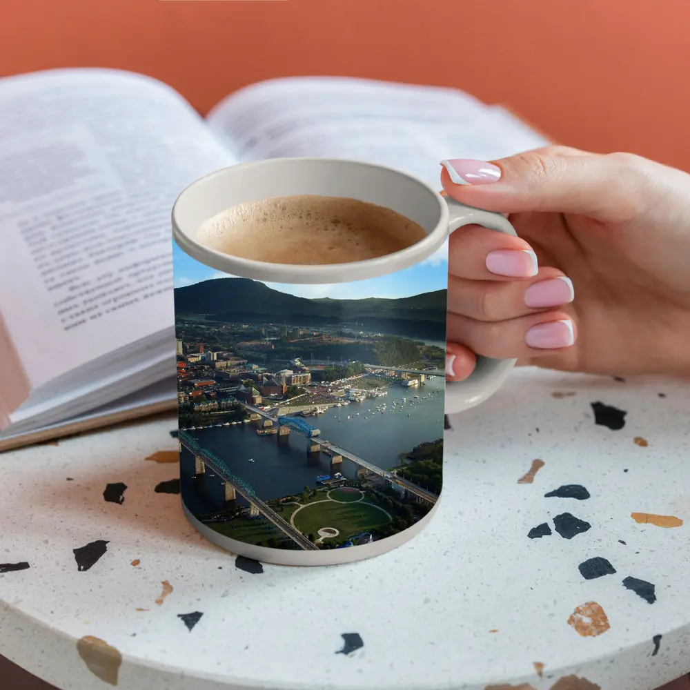 Chattanooga Tennessee River City Aerial View – Mugs
