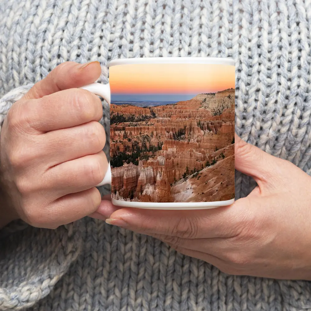 Bryce Canyon Hoodoos at Sunset Glow – Mugs