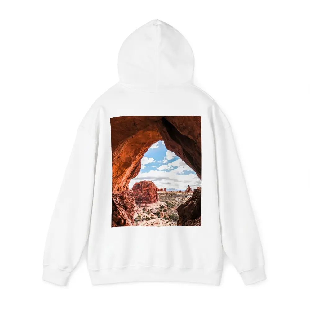 Arches National Park Red Rock Canyon View – Hoodies