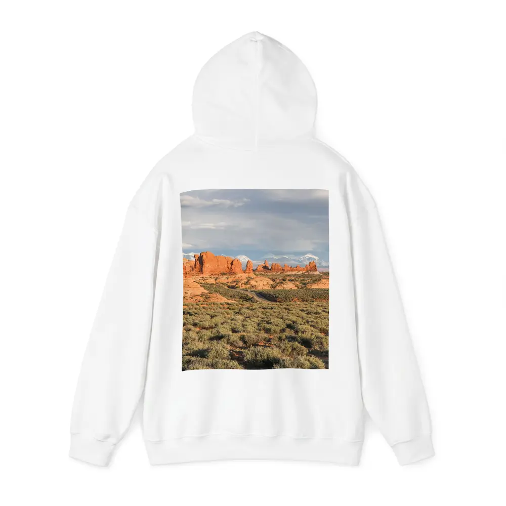 Arches National Park Red Rock Desert Landscape – Hoodies