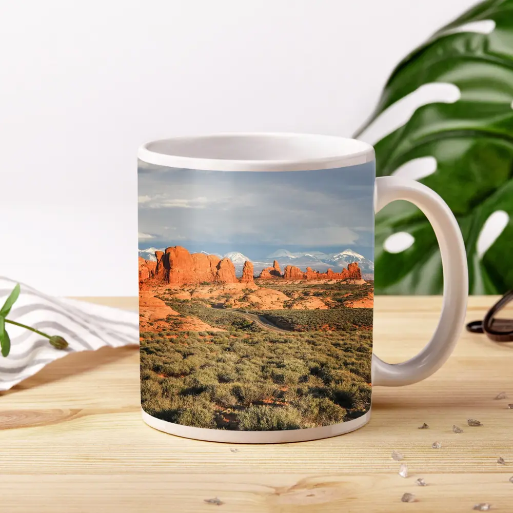 Arches National Park Red Rock Desert Landscape – Mugs