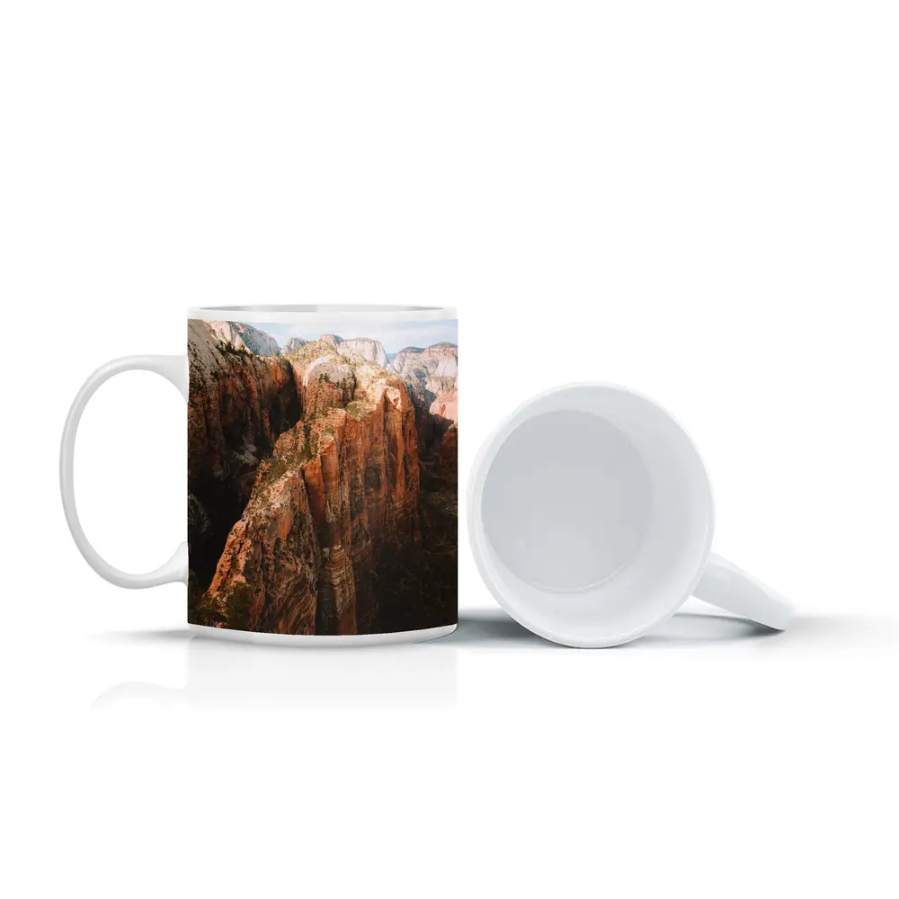 Zion National Park Red Canyon Cliffs – Mugs
