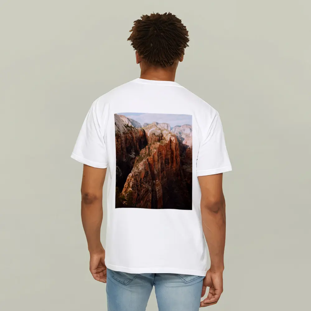 Zion National Park Red Canyon Cliffs – T-Shirts