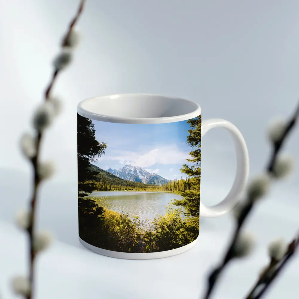 Mountain Lake View Through Pine Trees – Mugs