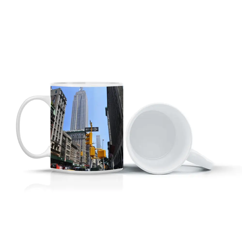Empire State Building New York City Street – Mugs