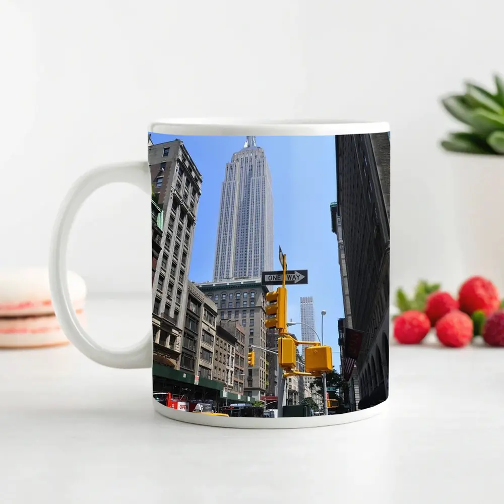 Empire State Building New York City Street – Mugs