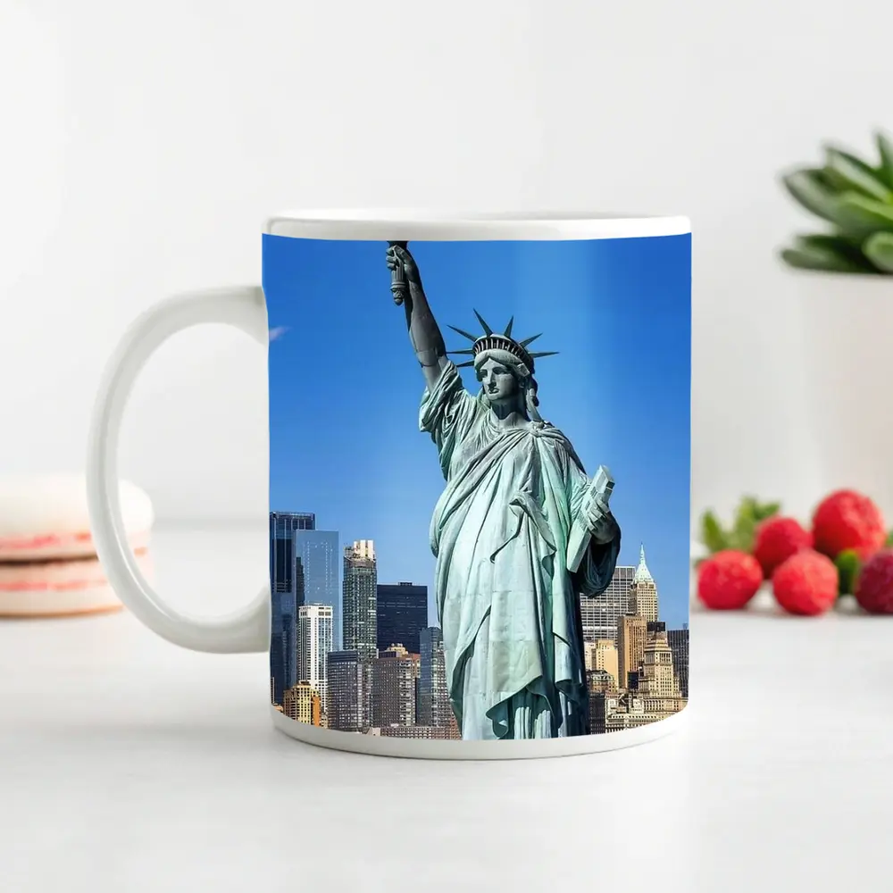Statue of Liberty New York City Skyline – Mugs