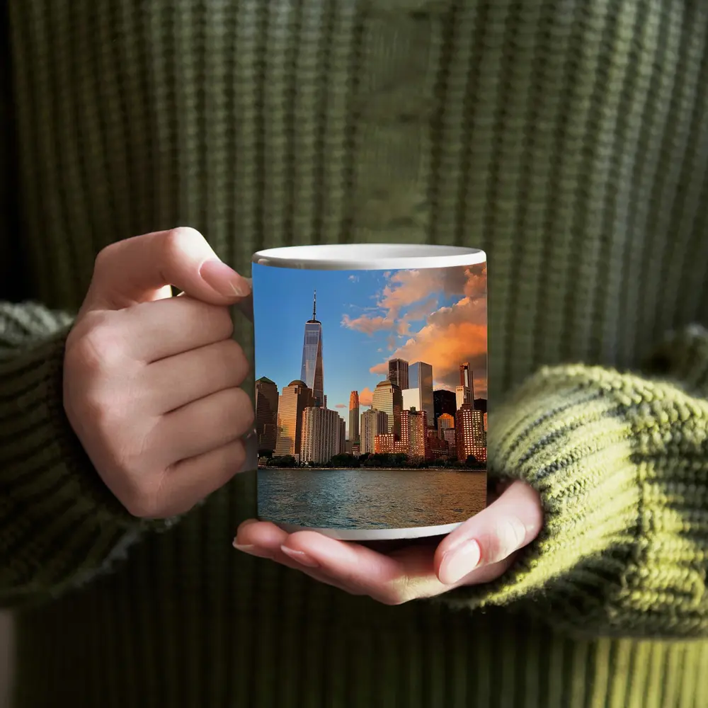 New York City Skyline Golden Sunset View – Mugs