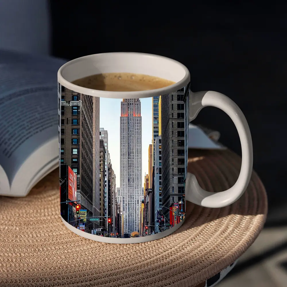 Empire State Building New York City Street – Mugs