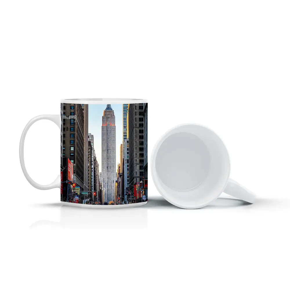 Empire State Building New York City Street – Mugs