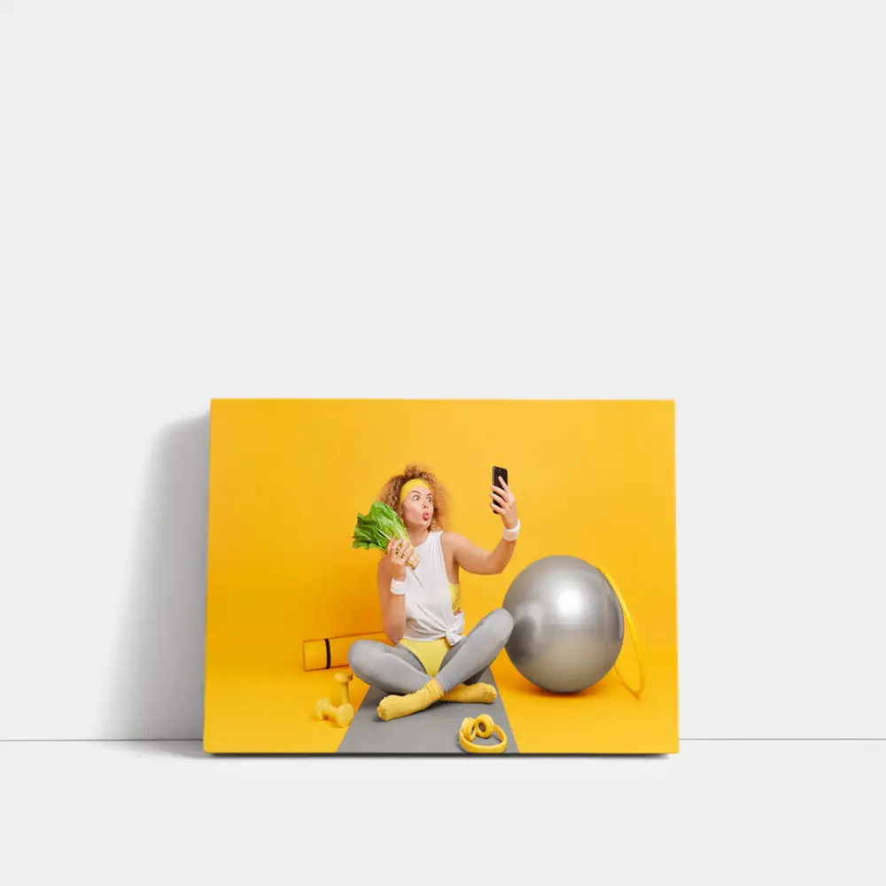 Fit Woman Selfie Yoga Mat Yellow Background – Wall Art