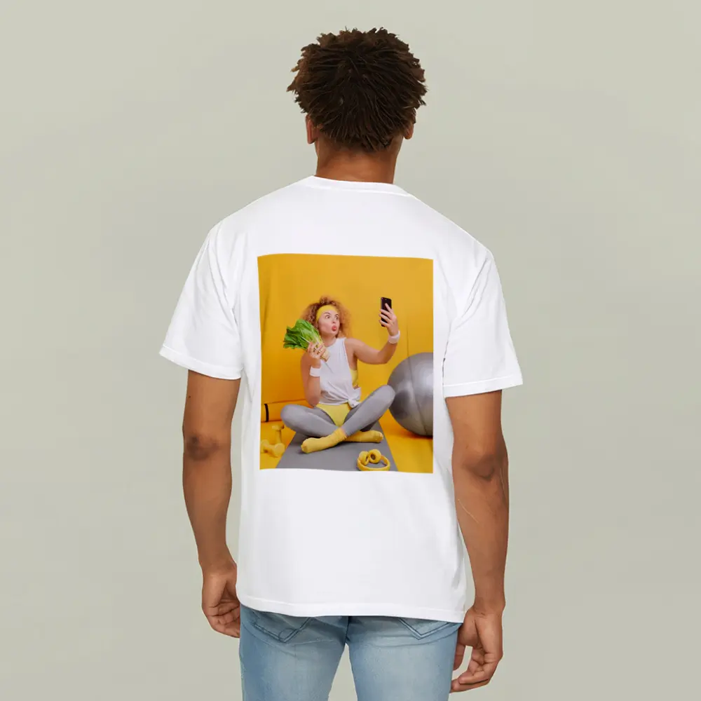 Fit Woman Selfie Yoga Mat Yellow Background – T-Shirts