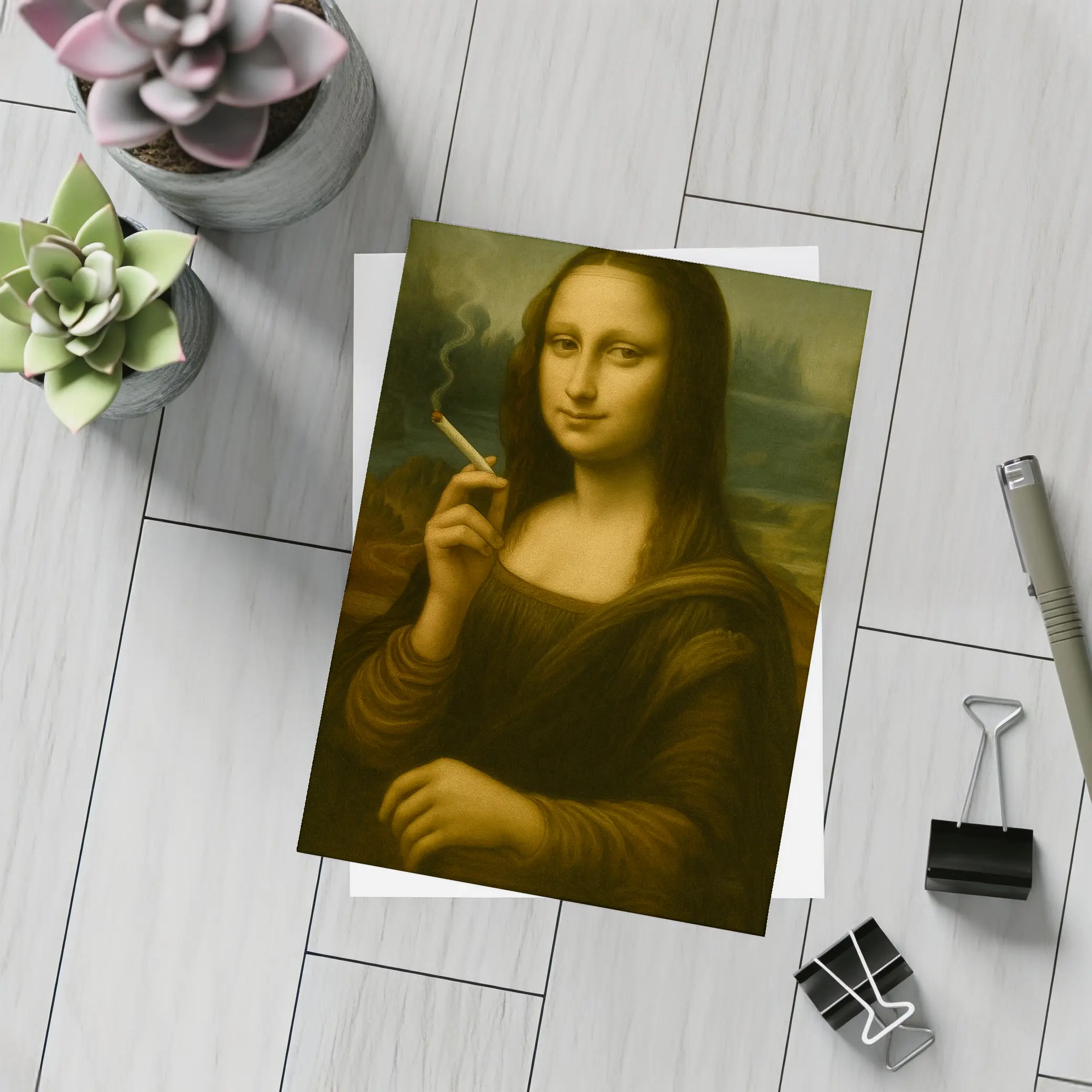 Mona Lisa Smoking Joint Classic Art – Postcards