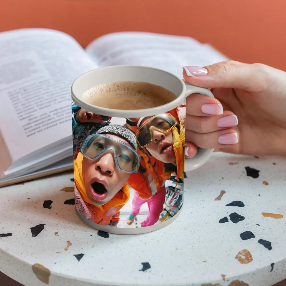 Y2K Streetwear Friends Fish Eye Lens – Mugs