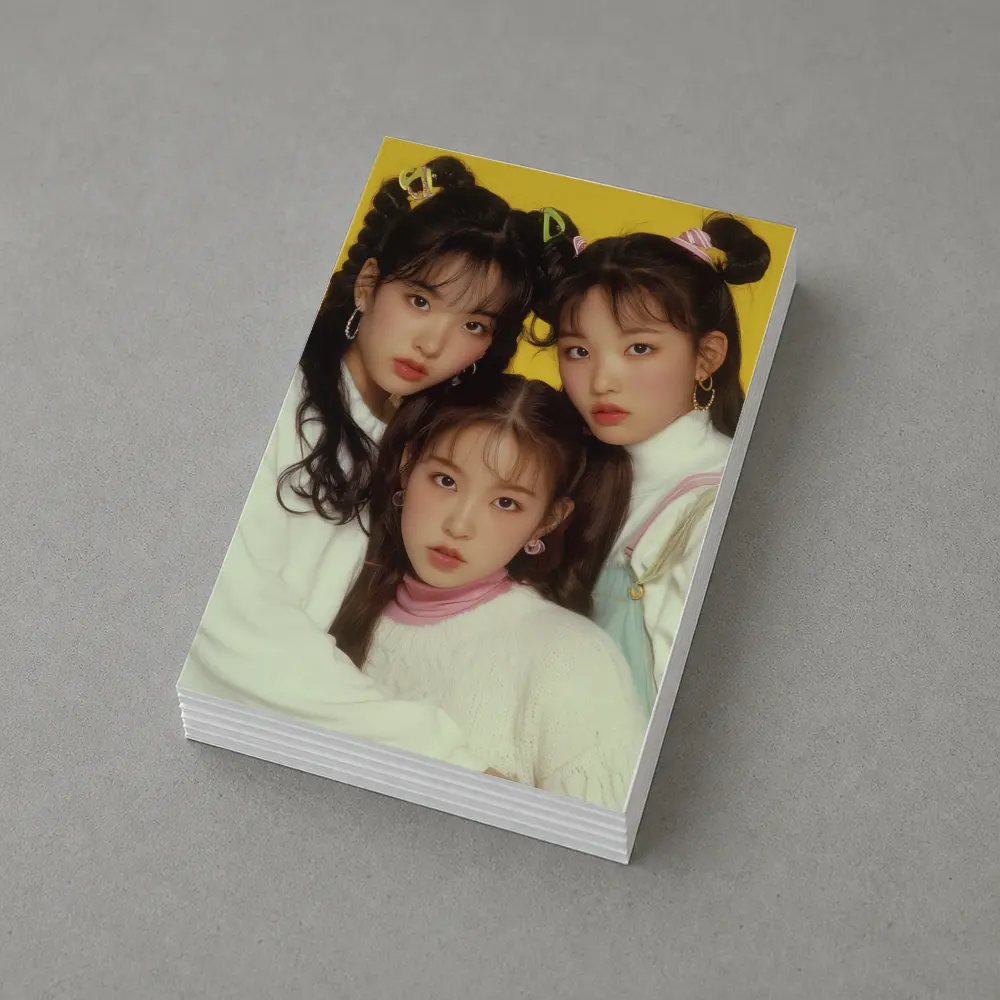 K Pop Girl Group Yellow Background Portrait – Postcards