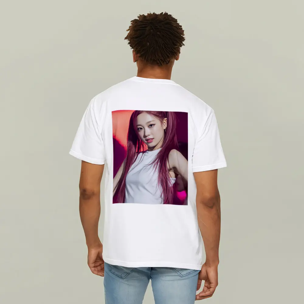 K-Pop Girl Pink Hair Stage Performance – T-Shirts