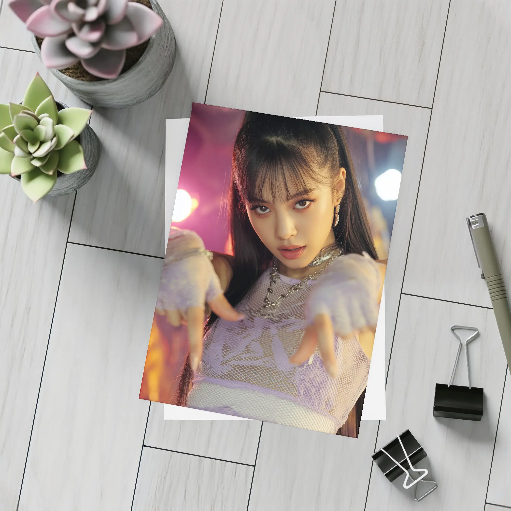K-Pop Idol Girl Purple Stage Performance – Postcards