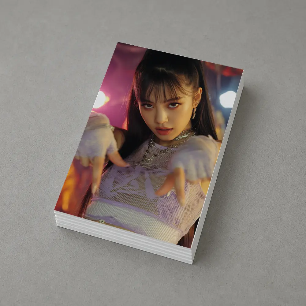 K-Pop Idol Girl Purple Stage Performance – Postcards