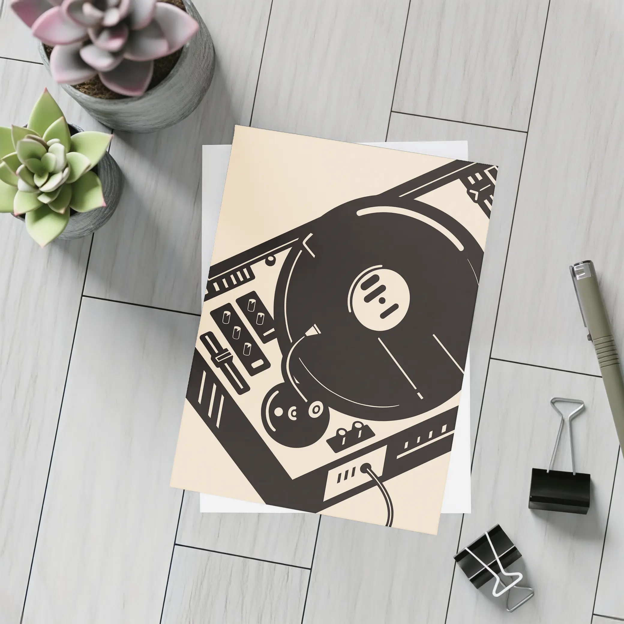 Retro DJ Turntable Illustration Beige Background – Postcards
