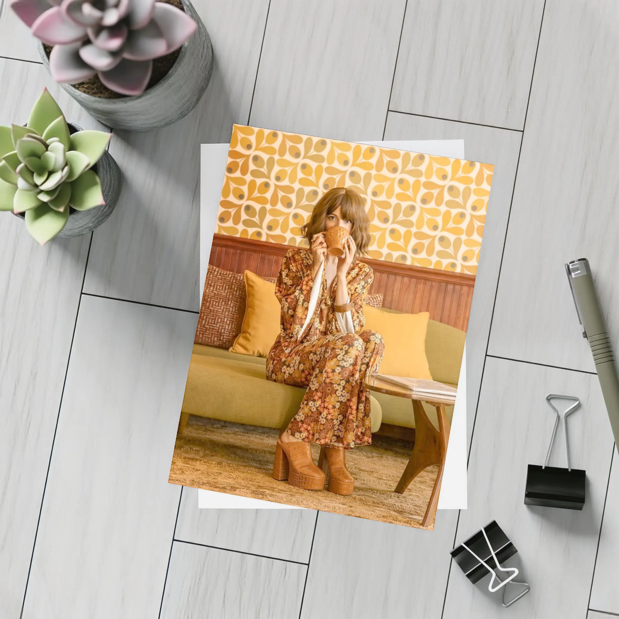 Retro Floral Dress Woman Seventies Interior – Postcards