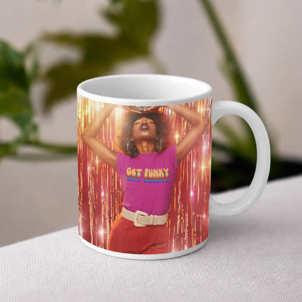 Get Funky Retro Disco Ball Purple Shirt – Mugs