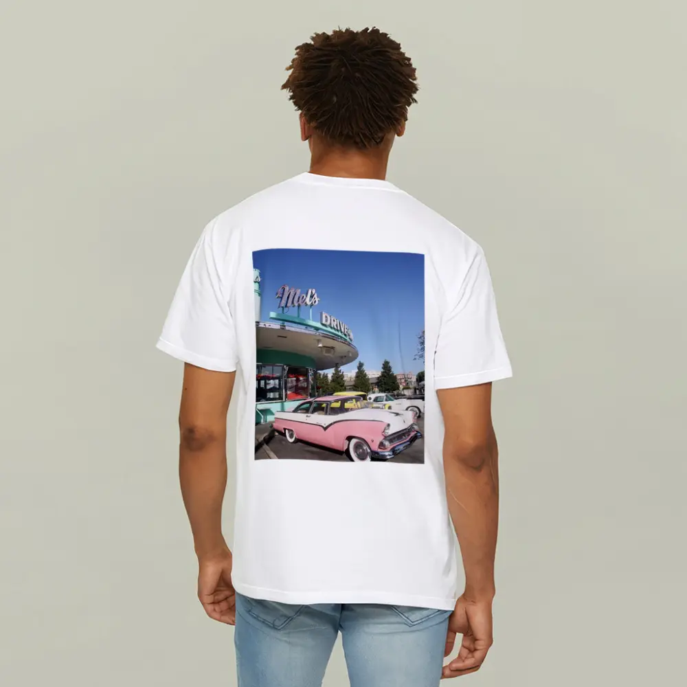 Pink Ford Crown Victoria at Mels Diner – T-Shirts
