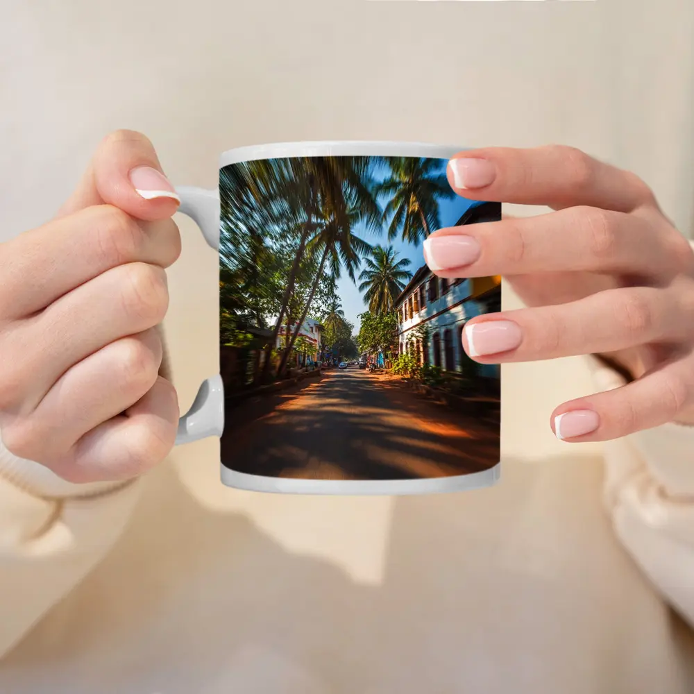 Tropical Street Road Palm Trees India – Mugs