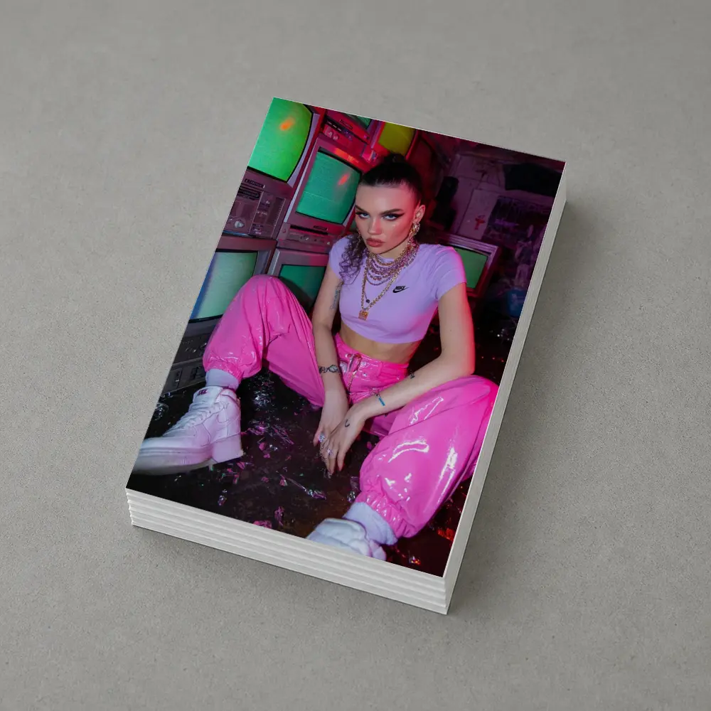 Nike Girl Neon Retro TV Room – Postcards