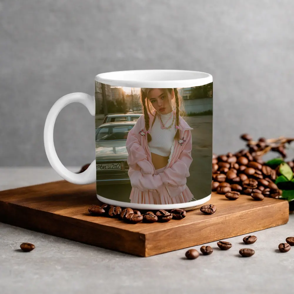 Pink Outfit Girl Urban Street Sunset – Mugs