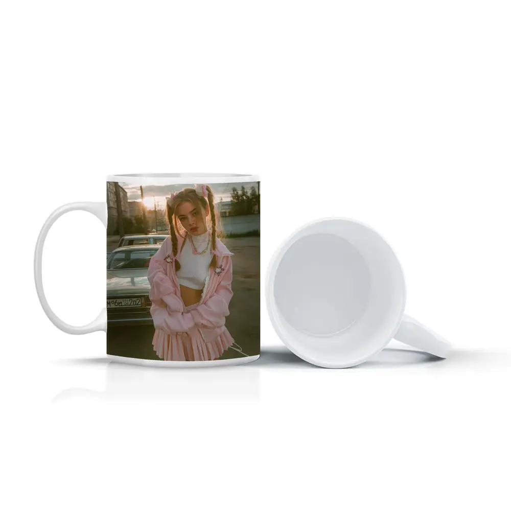 Pink Outfit Girl Urban Street Sunset – Mugs