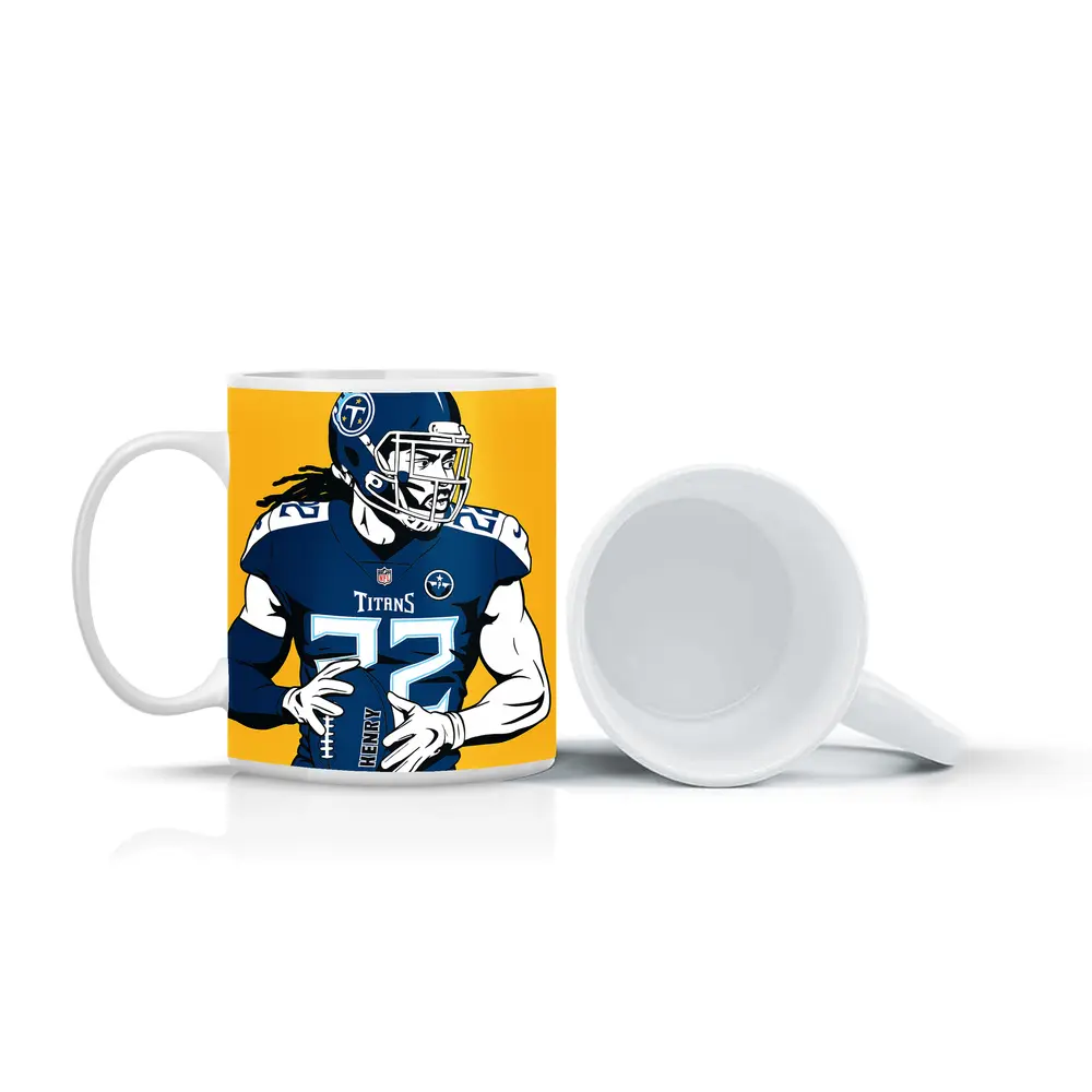 Derrick Henry Titans Football Player Yellow Background – Mugs