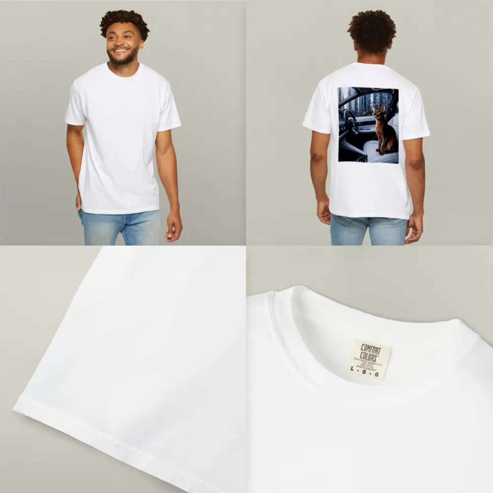 Abyssinian Cat Inside Modern Luxury Car – T-Shirts