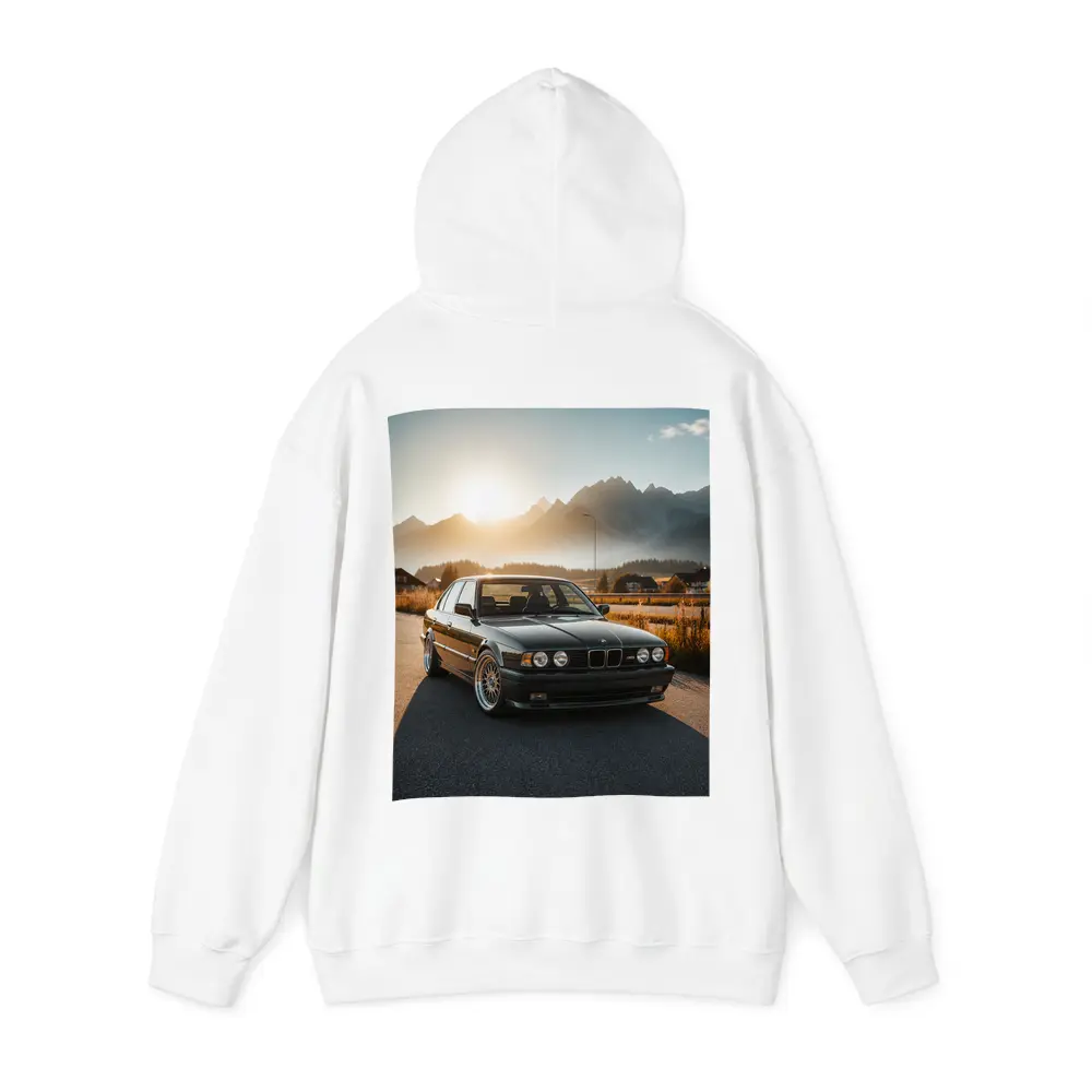 BMW M5 E34 Black Mountain Sunset Road – Hoodies