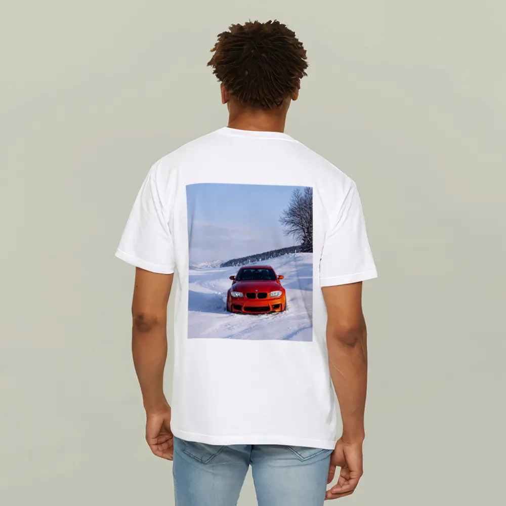BMW M1 Orange Car In Snow – T-Shirts