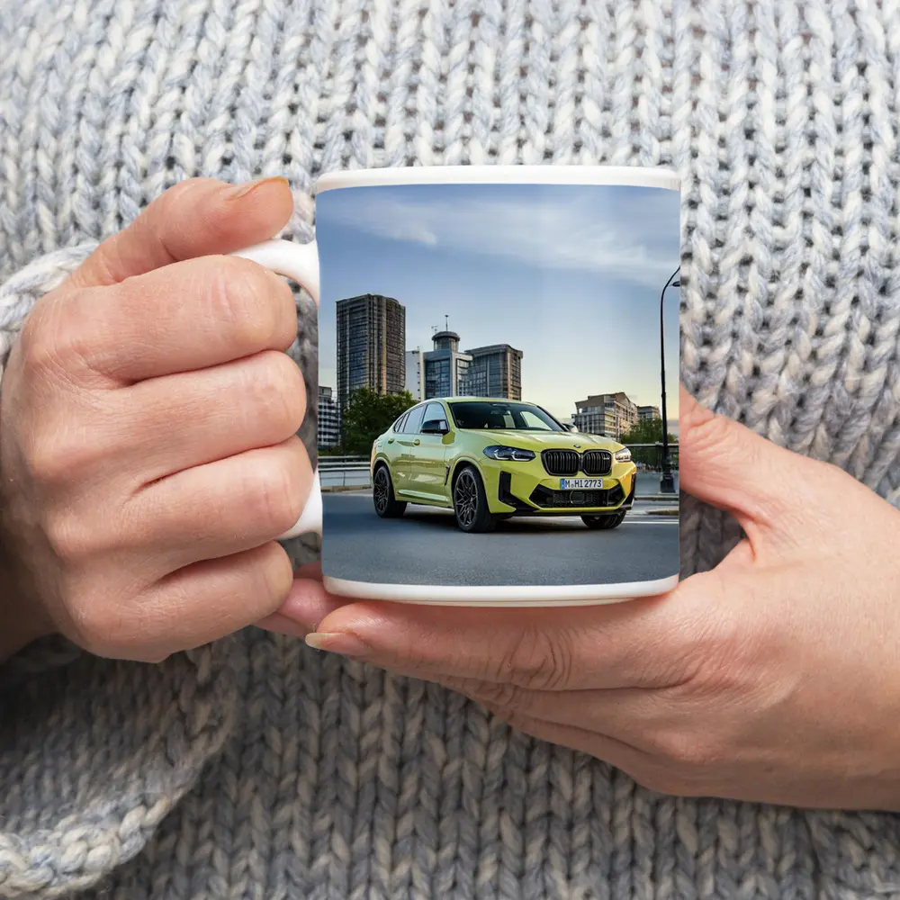BMW X4 M Yellow Urban City Street – Mugs