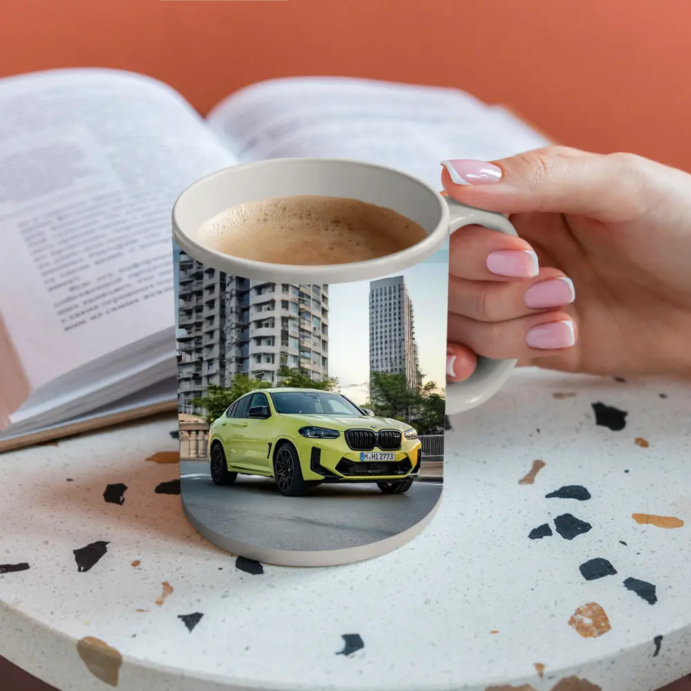 BMW X4 M Yellow Urban City Street – Mugs