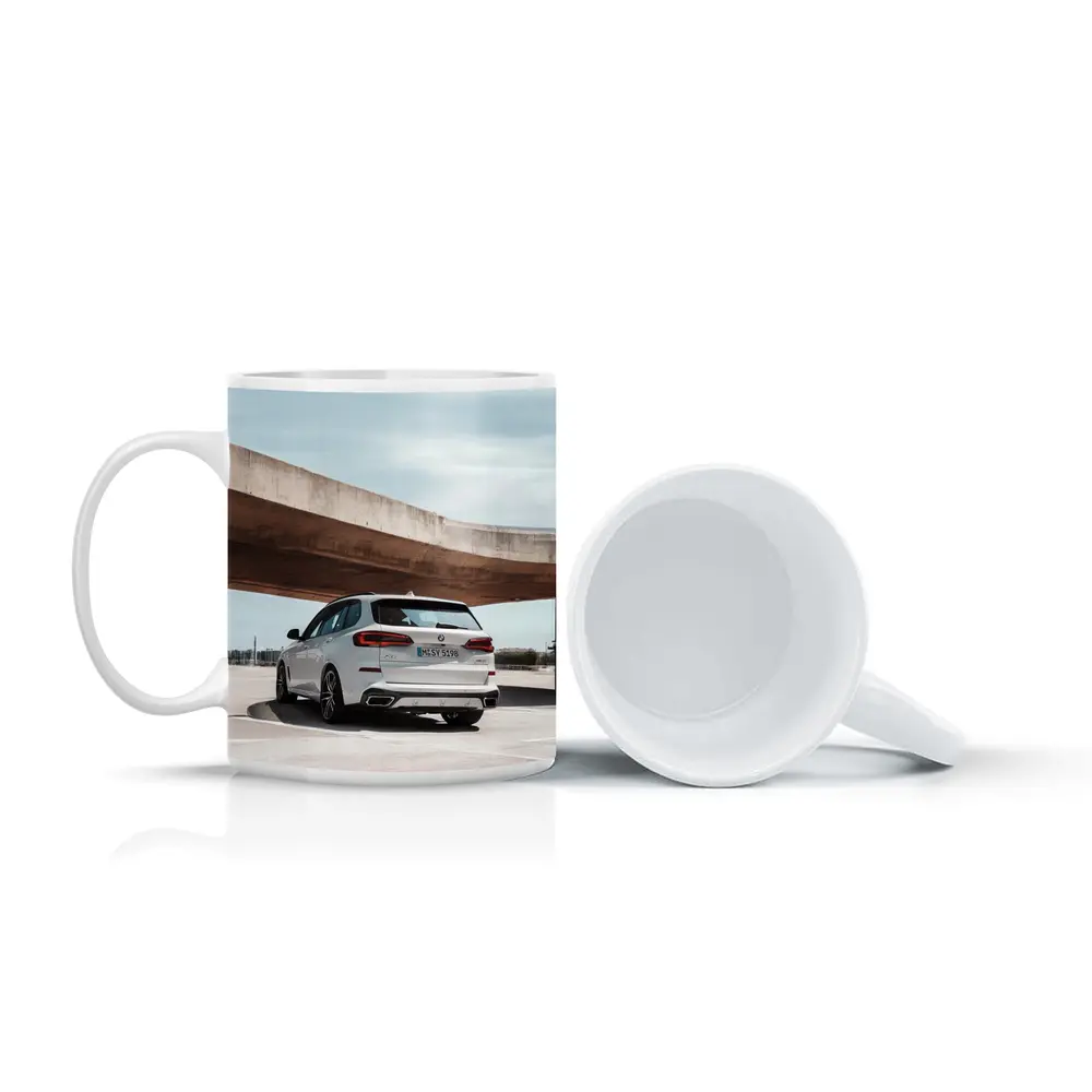 BMW X5 White SUV Urban Parking – Mugs