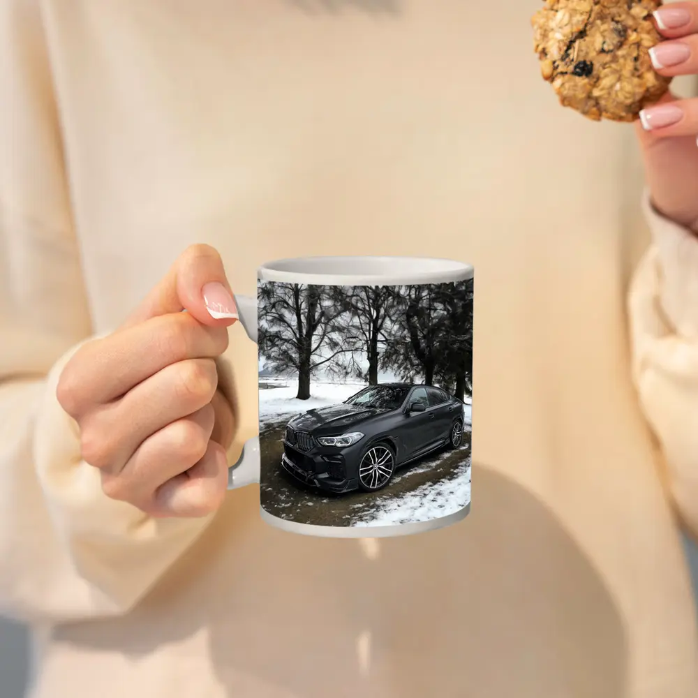 BMW X6M Competition Matte Black Winter Setting – Mugs