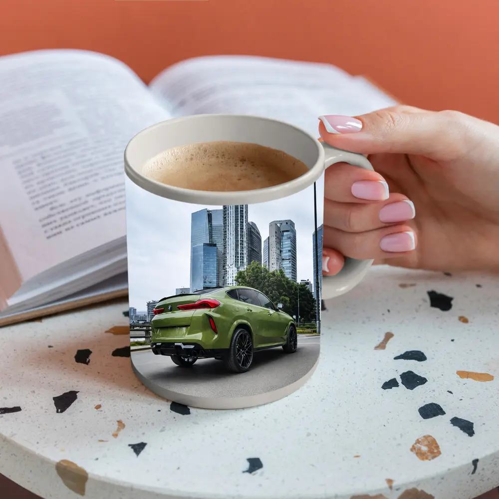 BMW X6M Green City Skyline Street – Mugs