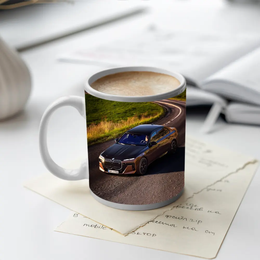 BMW i7 M70 Sapphire Black Country Road – Mugs