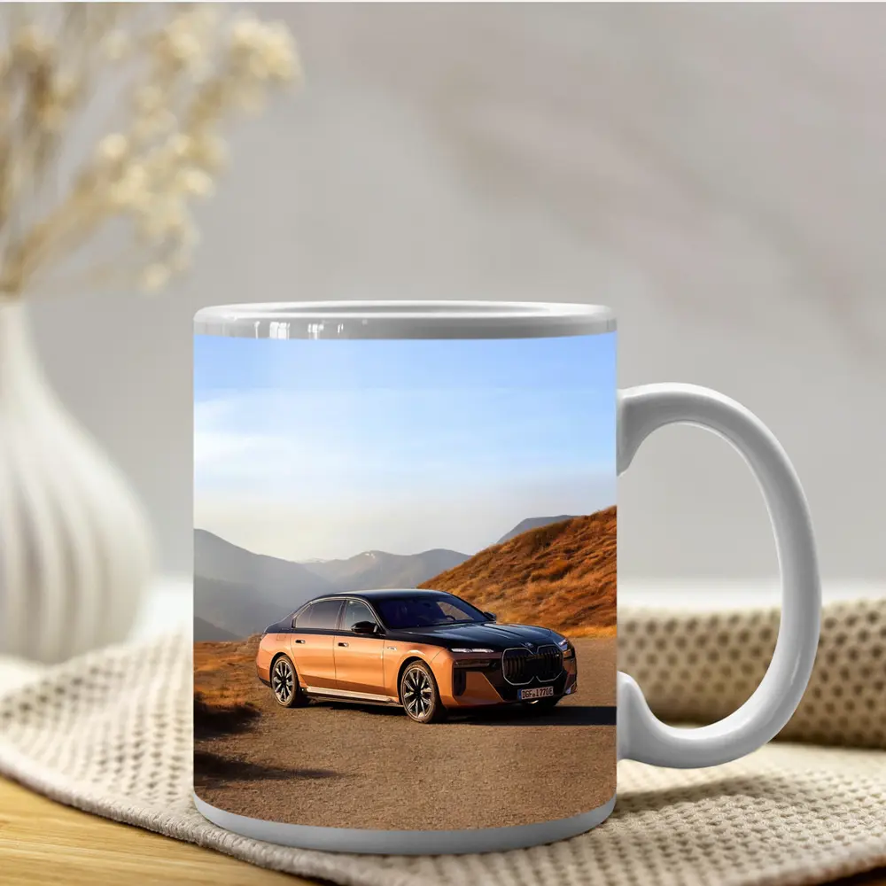 BMW i7 M70 Mountain Road Copper Black – Mugs