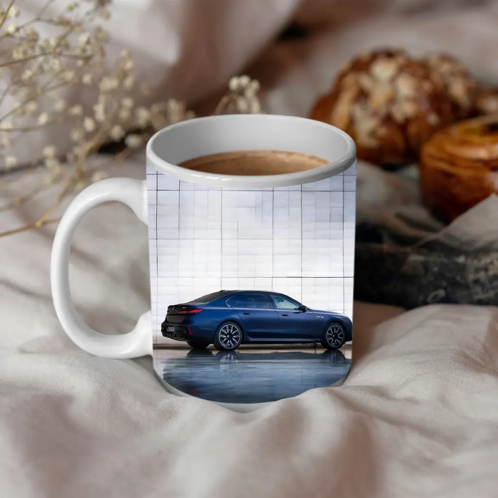 BMW i7 Blue Sedan Against Silver Wall – Mugs